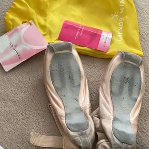 Gaynor Minden Pointe Shoes